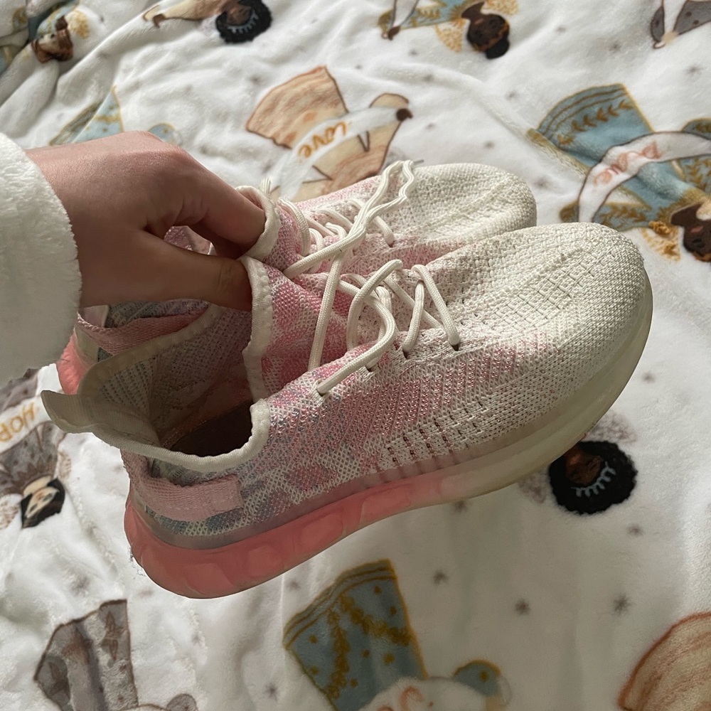 Pink White Purple Running Shoes - 8